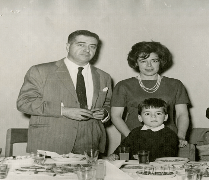 history_section_image1_Yarur_family